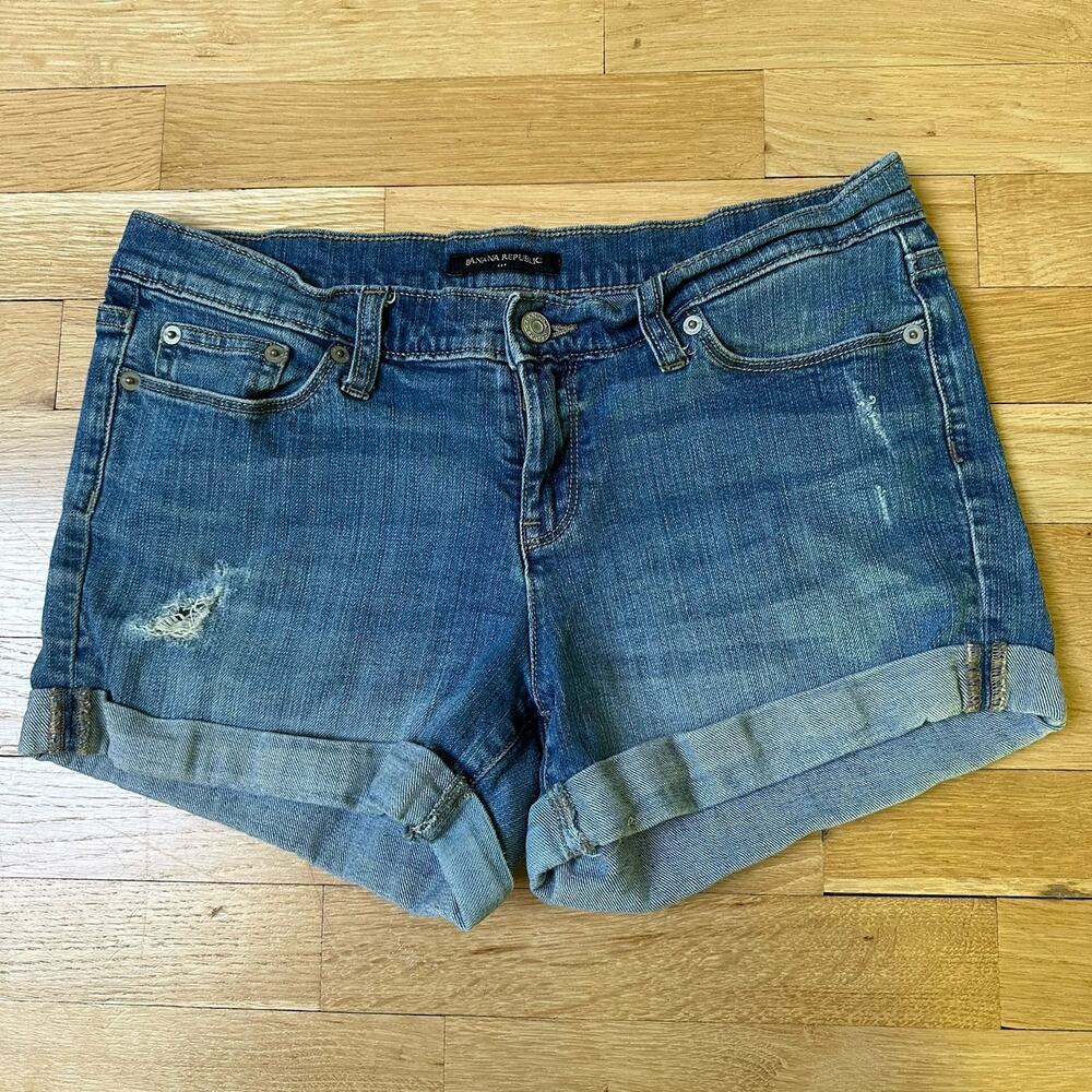 Banana Republic low rise jean shorts